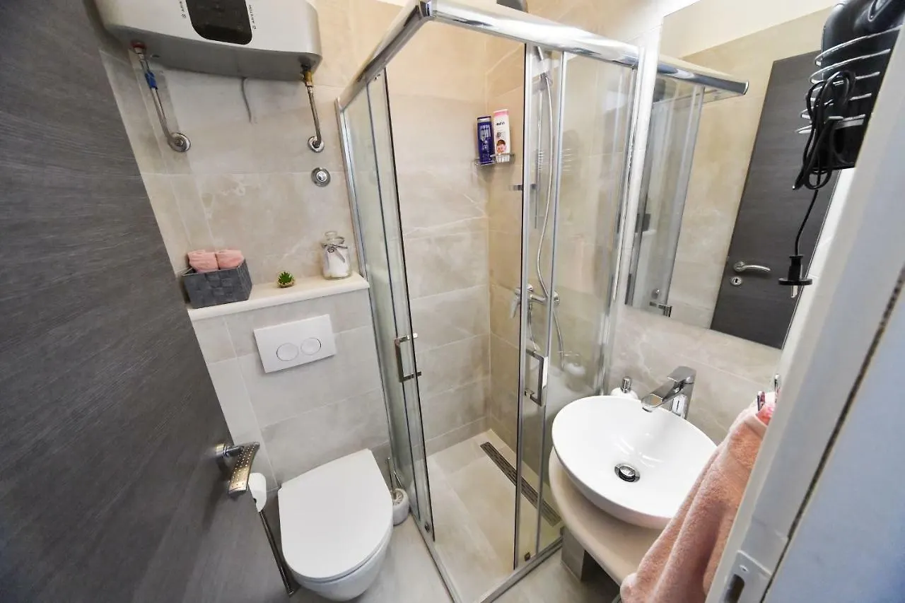 Apartments And Rooms Nekic Zadar
