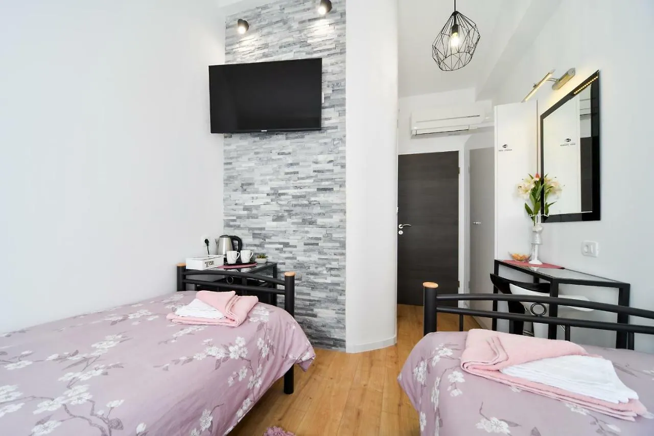 Apartments And Rooms Nekic Zadar